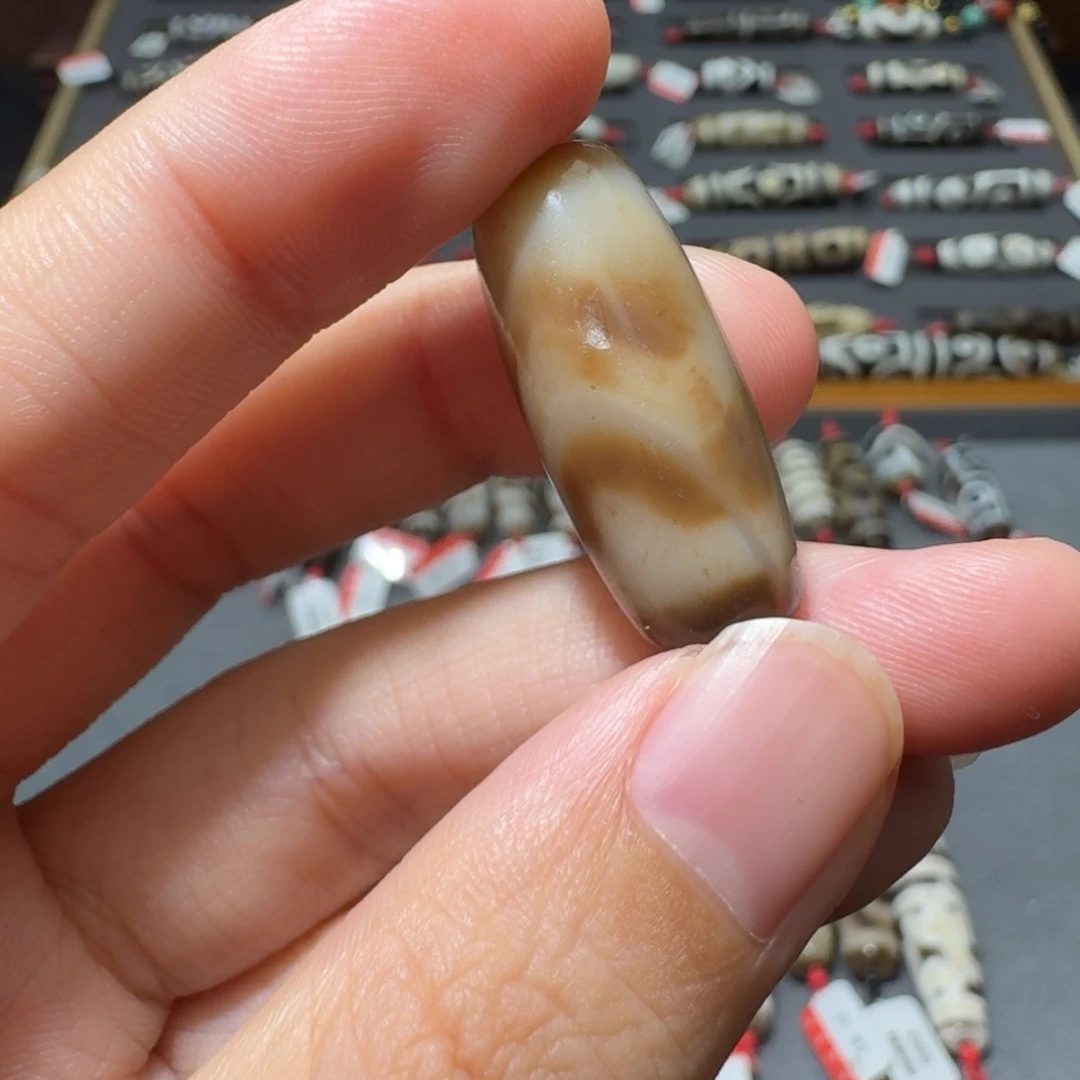 未镶嵌颈饰玛瑙/玉髓22