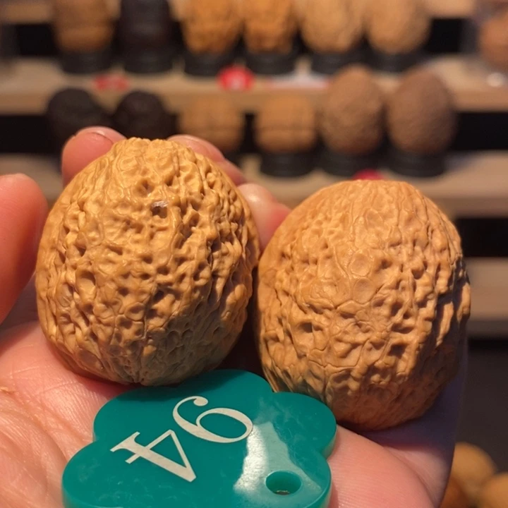 木质类龙鳞铁狮子37尺寸，