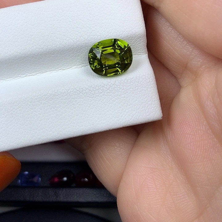 裸石碧玺未镶嵌3.5ct绿碧玺