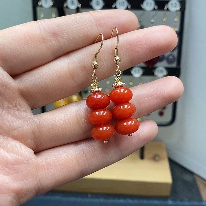 南红玛瑙银S925镀金镶嵌耳饰10mm