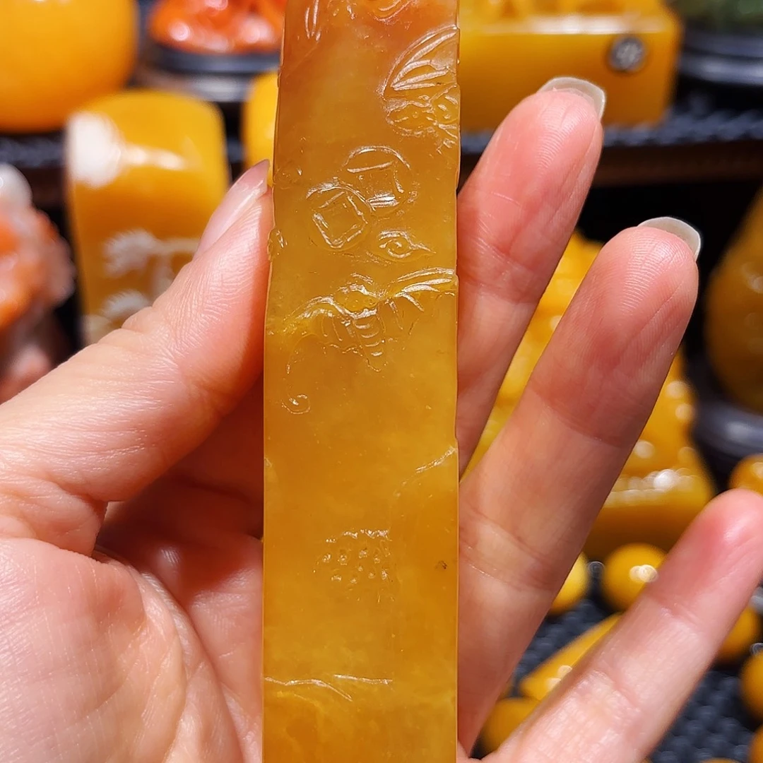 田黄石月**玉石雕石雕石雕