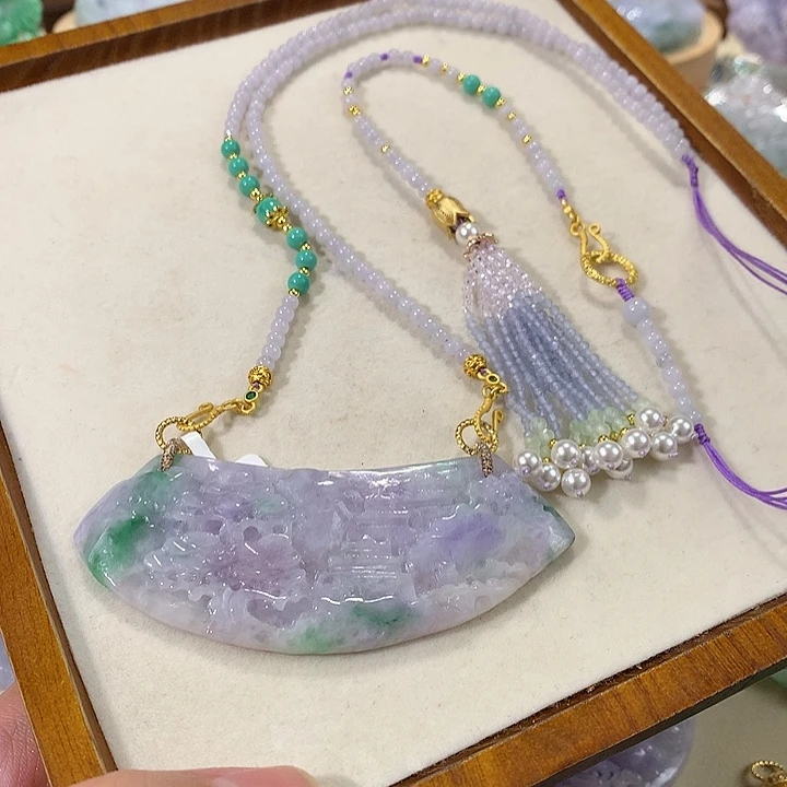 翡翠未镶嵌颈饰翡翠吊坠