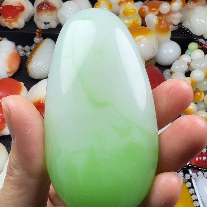 新疆戈壁五彩石金丝