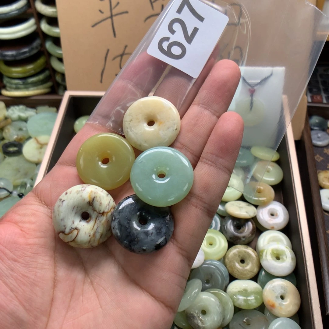 合金蛇纹石玉手镯