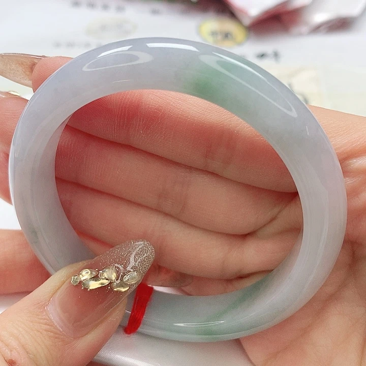 翡翠手镯未镶嵌缅甸天然A货翡翠