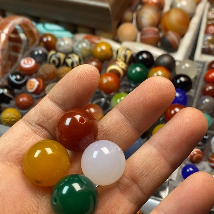 选***哥玛瑙/玉髓未镶嵌珠宝半成品20珠4颗