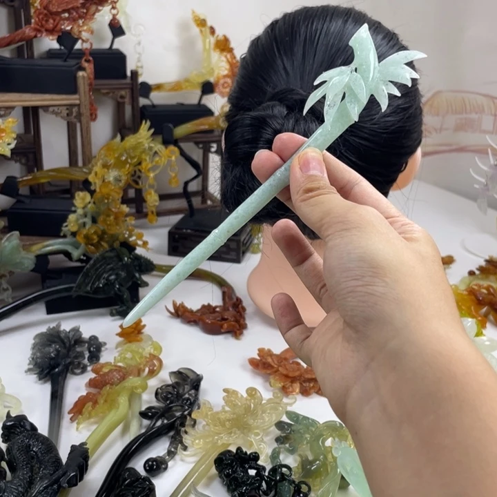 杨***依岫玉未镶嵌发饰天晴冻岫玉发簪