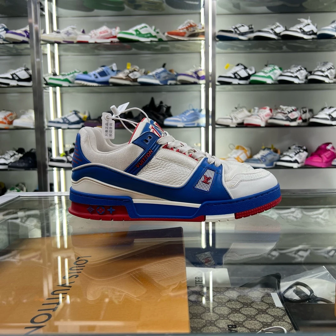 95新 LouisVuitton/路易威登 TRAINER 高达 尺码/41.5 YH8883
