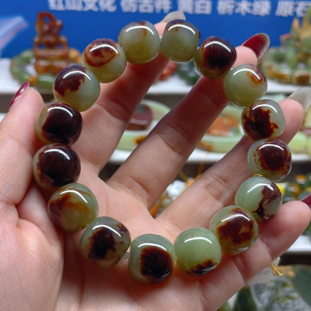 透闪石质玉未镶嵌手串