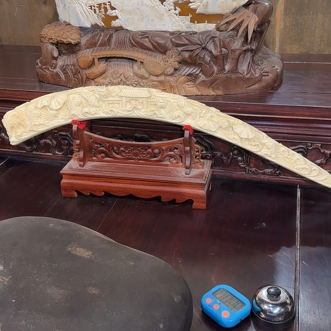 人***挂泥塑瓷器和瓷器等都是其重要
