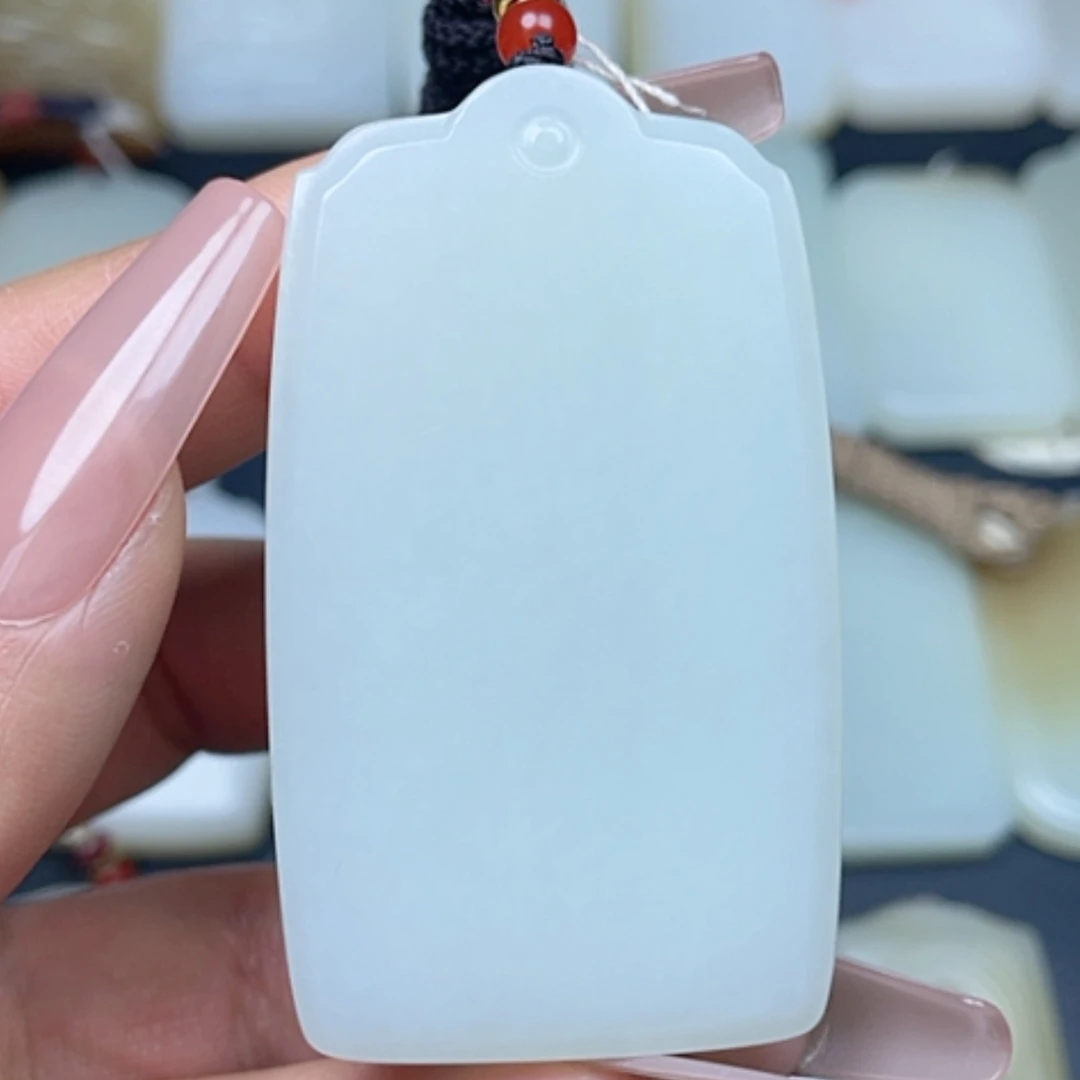 【闪购商品】颈饰未镶嵌和田玉