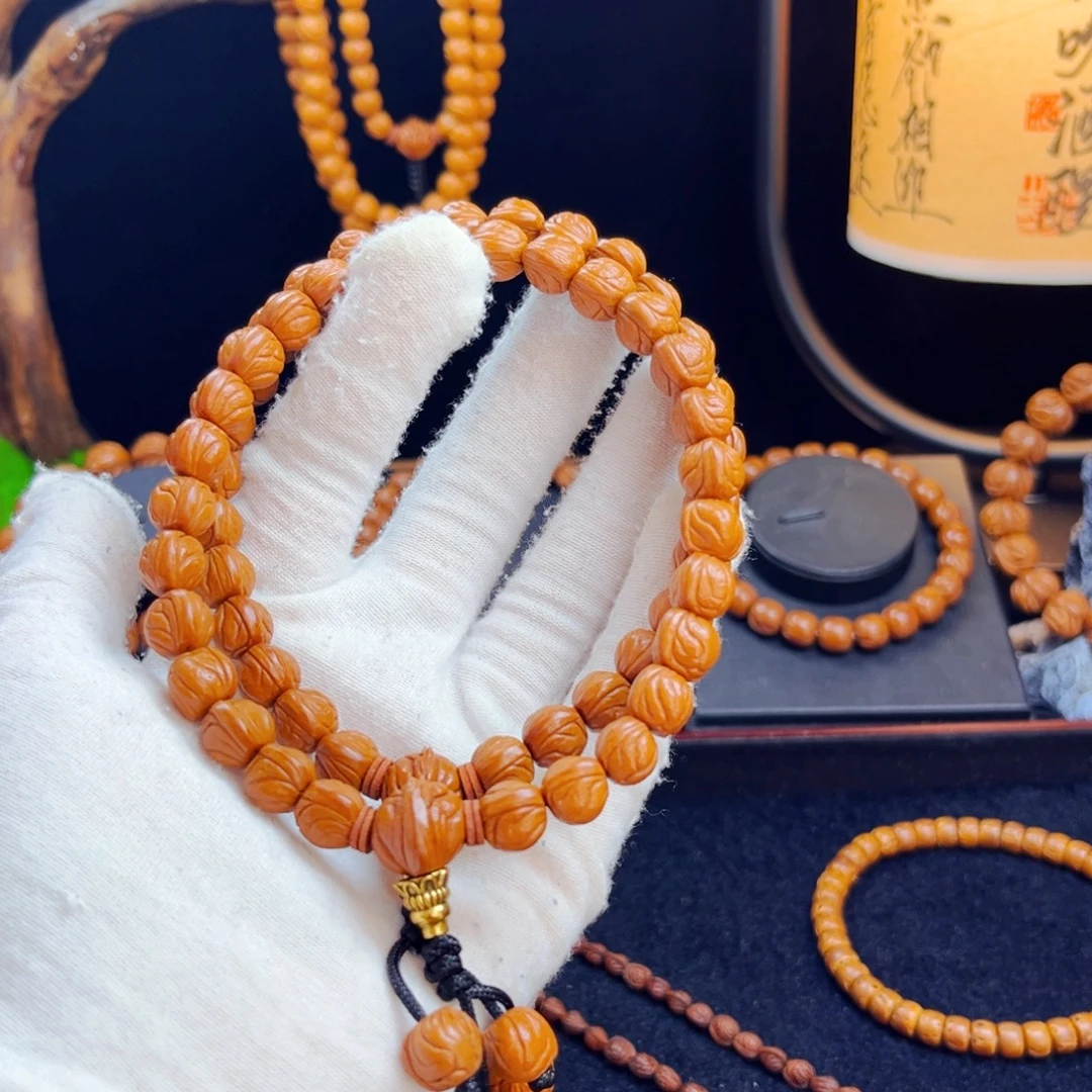 衛***峯桃核吊坠野生桃核