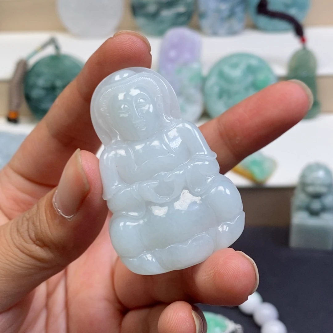 翡翠未镶嵌颈饰翡翠