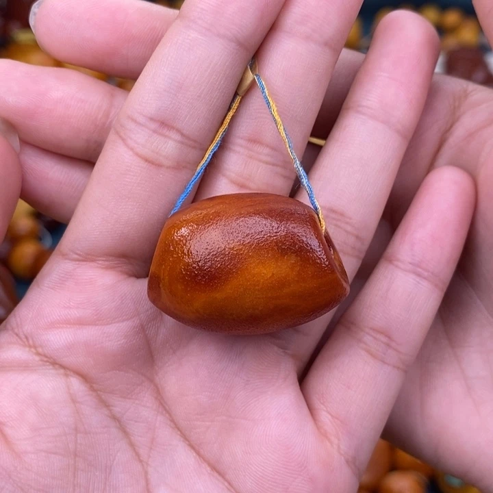 未镶嵌琥珀裸石蜜蜡L