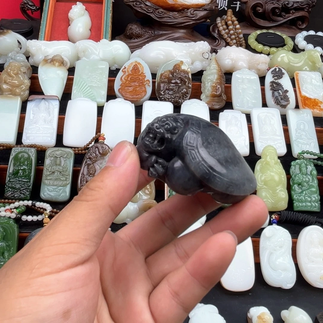 和田玉未镶嵌挂件