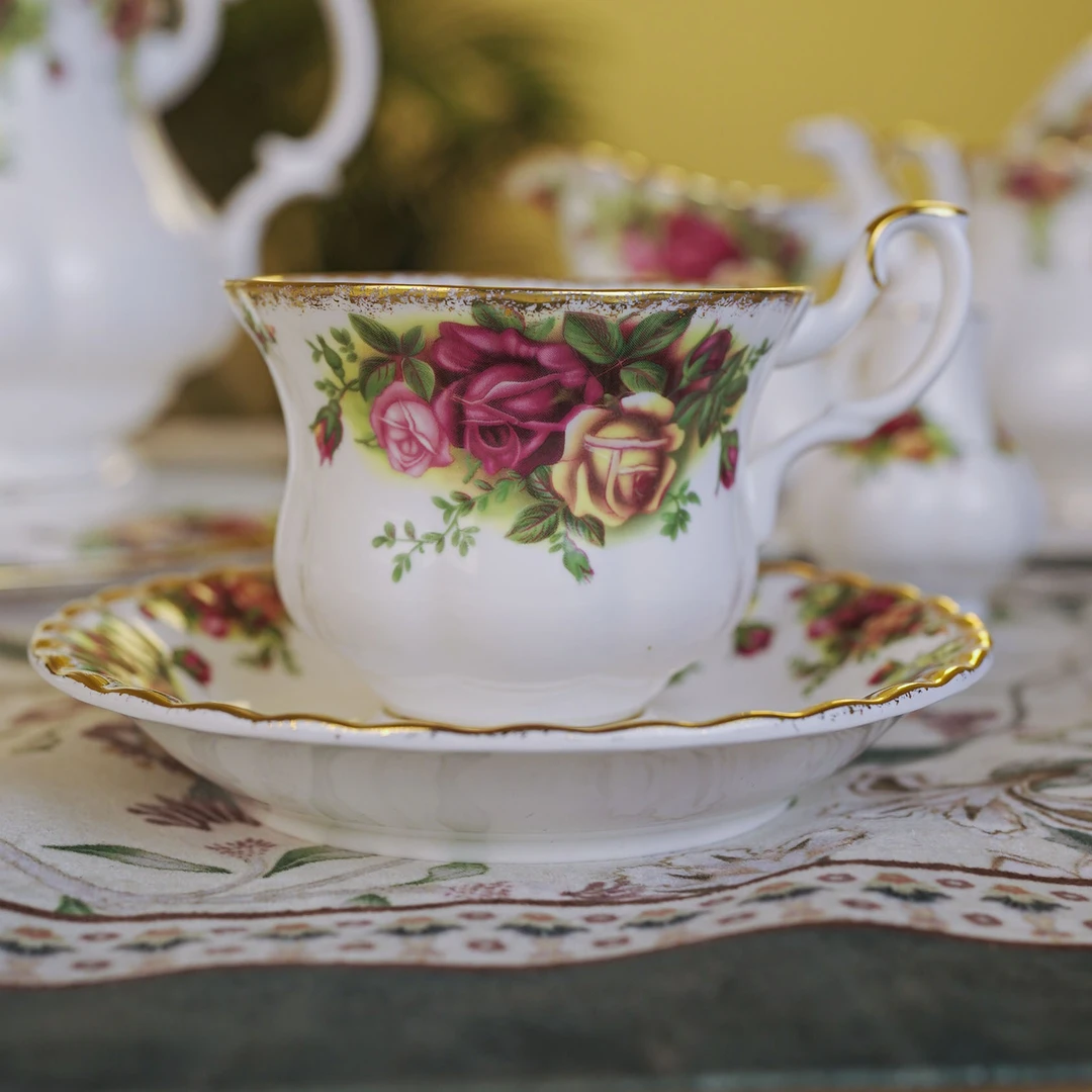 ROYAL ALBERT英国老镇玫瑰咖啡杯骨瓷奢华实用欧式经典
