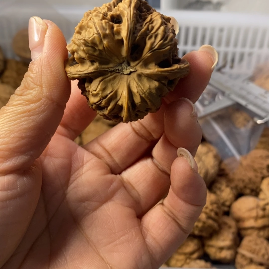 春***航吊坠文玩核桃多棱