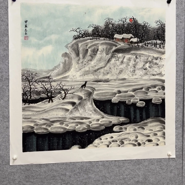 国画花鸟等图案为主的