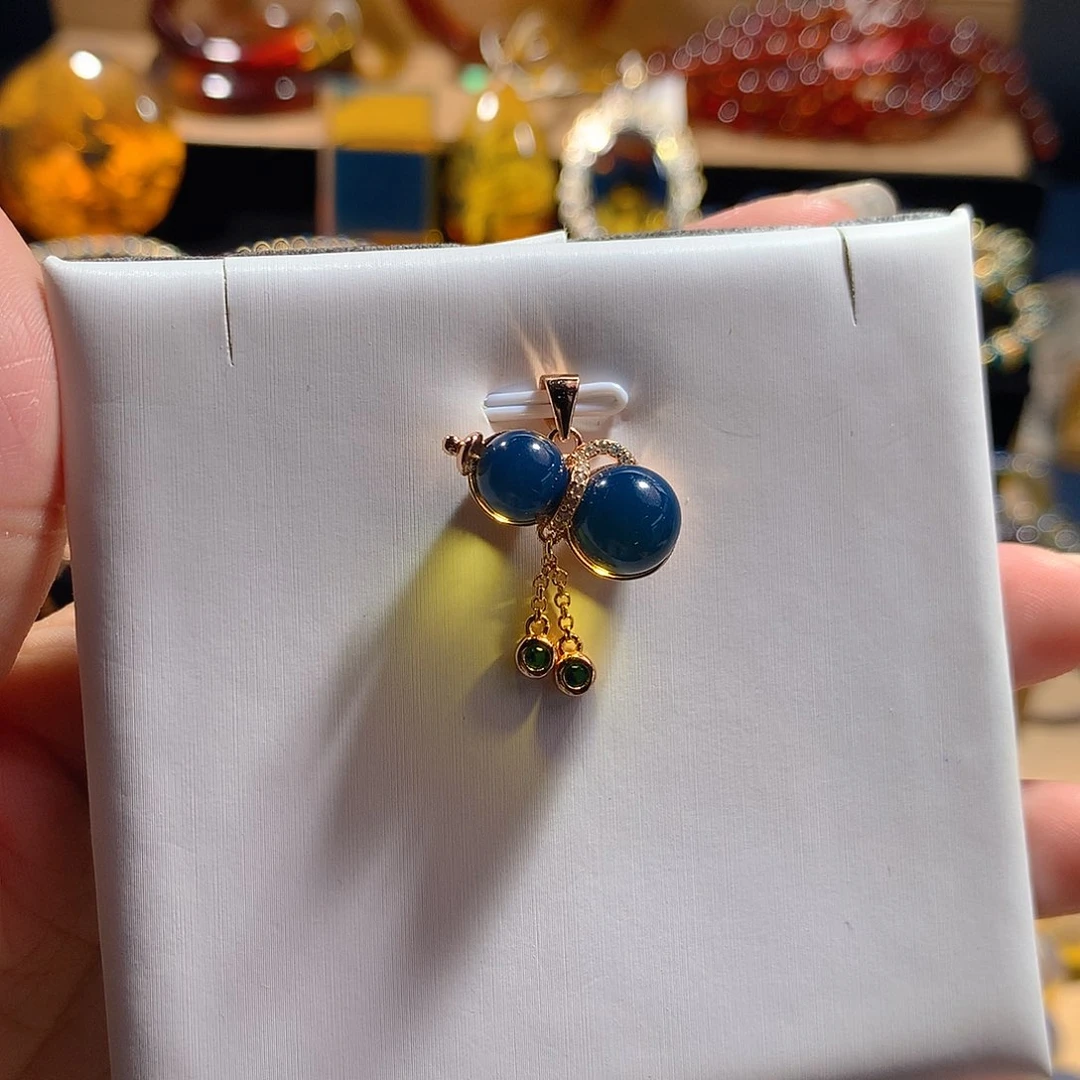 琥珀未镶嵌耳饰墨西哥蓝珀葫芦吊坠