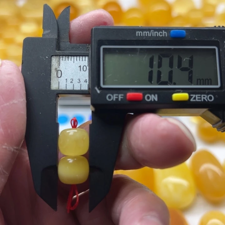 琥珀（矿物珀）未镶嵌裸石