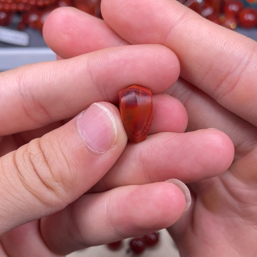南红玛瑙未镶嵌其他8.5mm瓦西玫红原矿三通