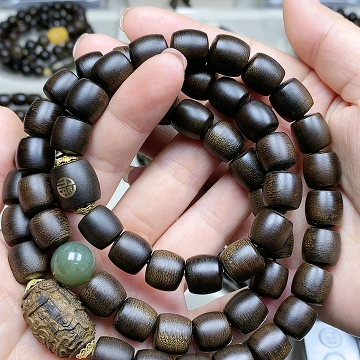 沉香手串夏*特越南芽庄白奇楠沉水料