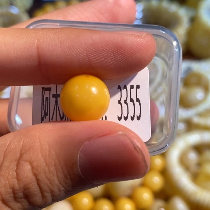 琥珀未镶嵌珠宝奇石3355