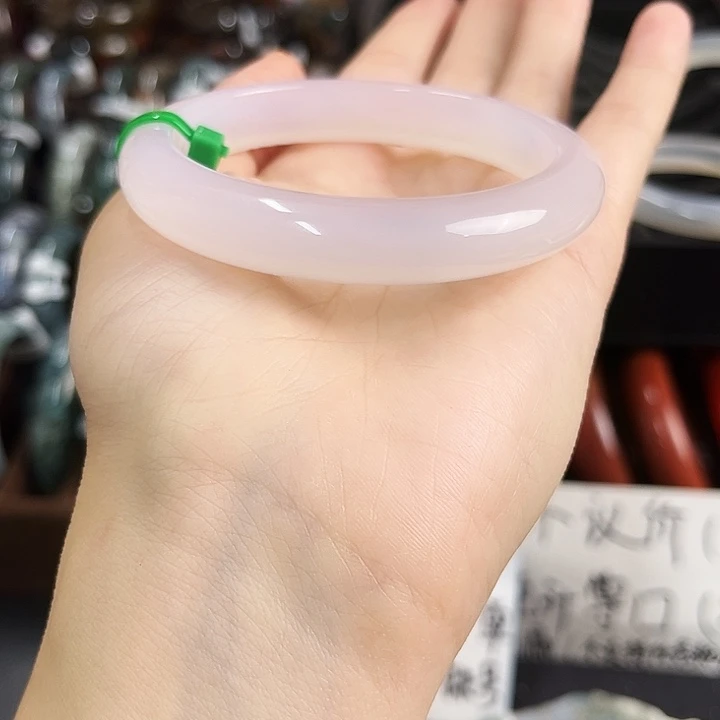 手镯玛瑙/玉髓未镶嵌