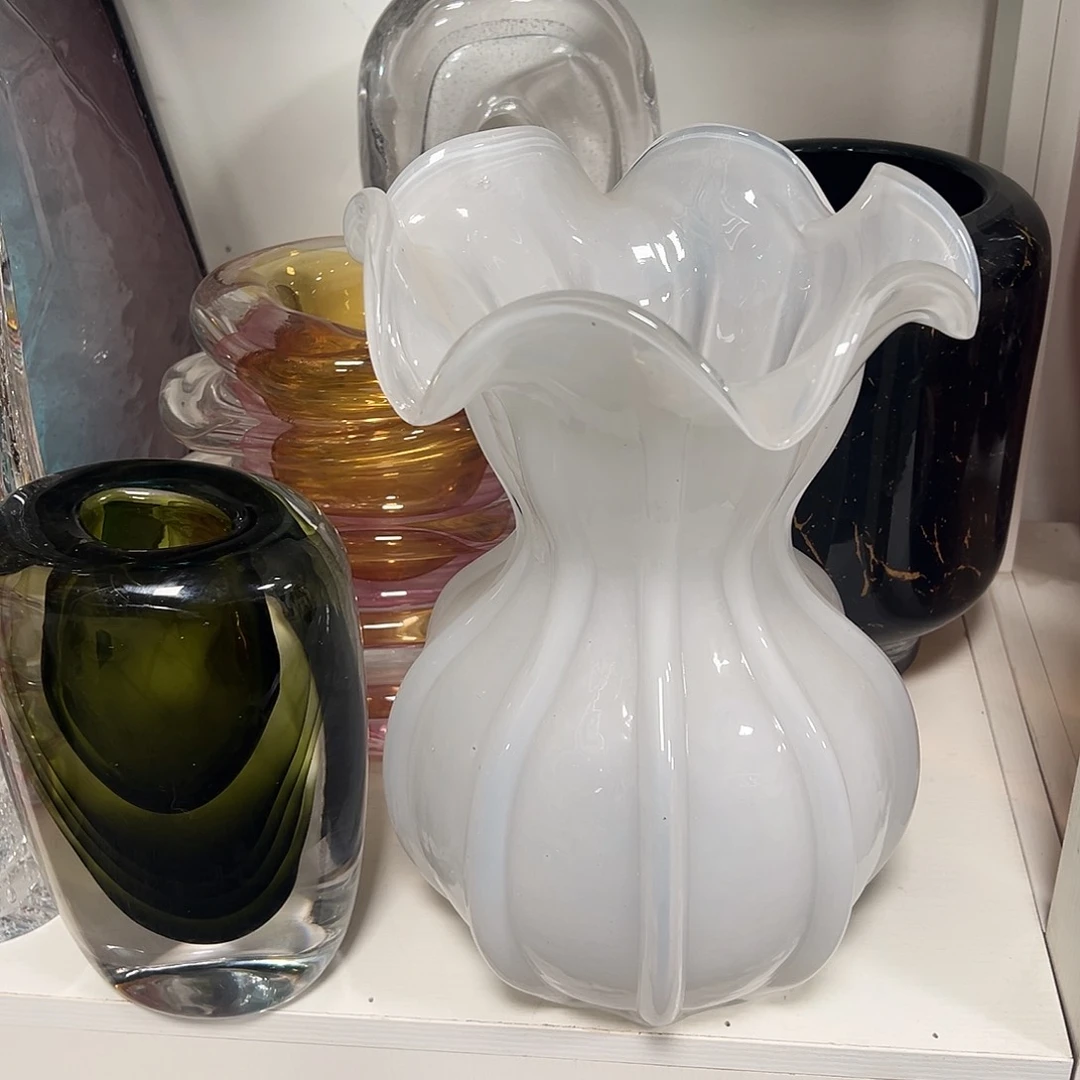 琉璃高30白瓷琉璃花器