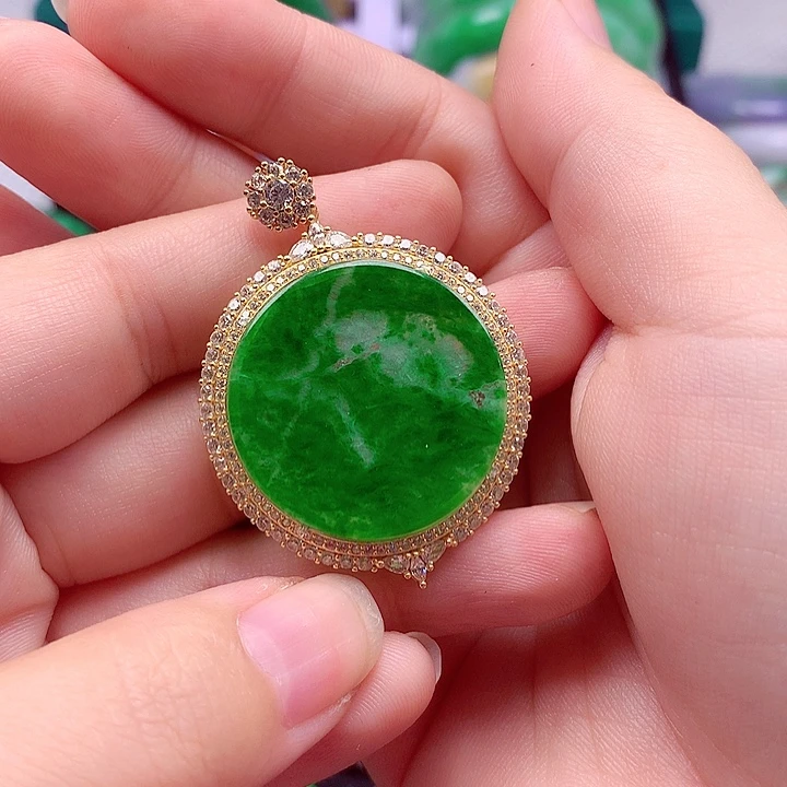 翡翠银S925镶嵌颈饰翡翠