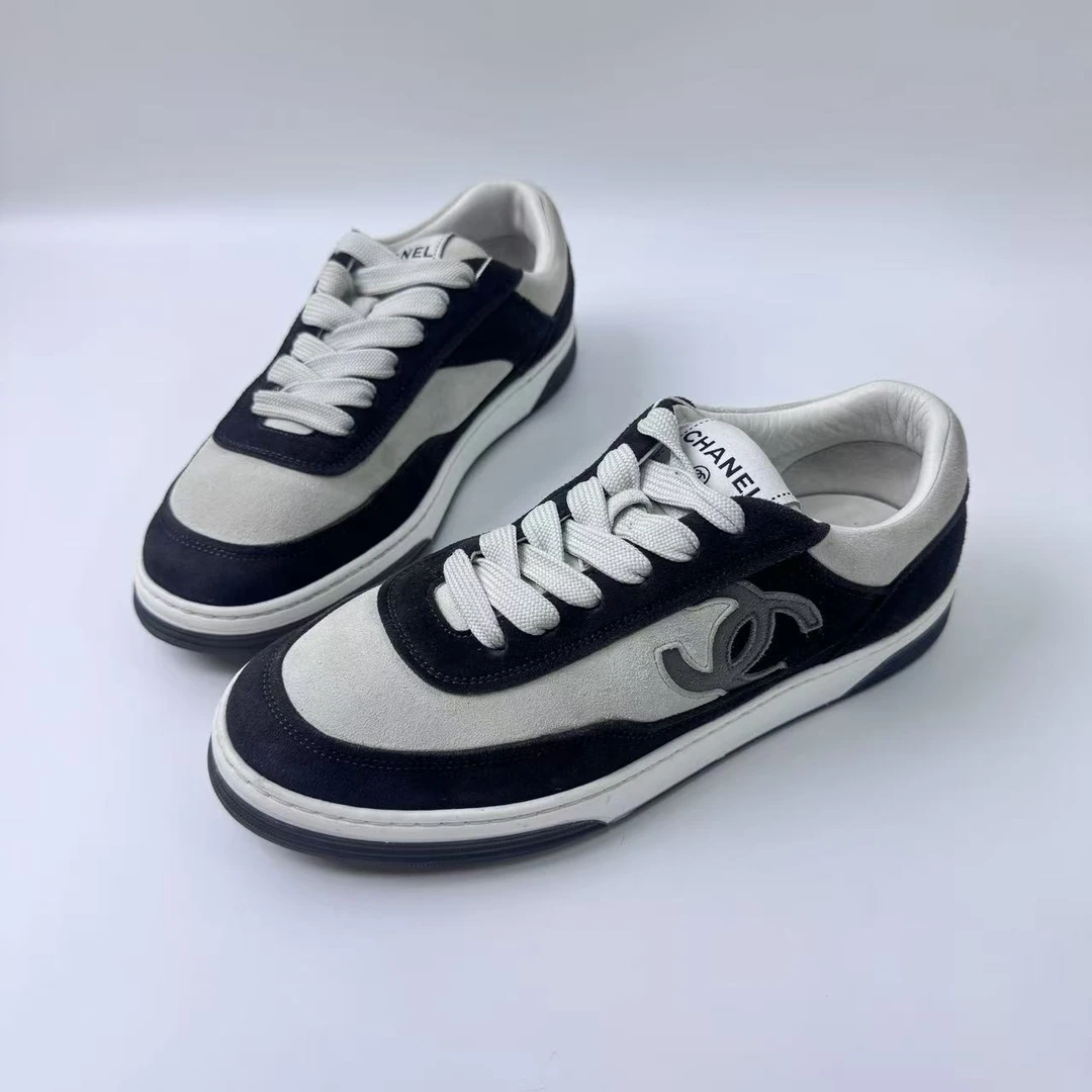 99新 Chanel/香奈儿 37.5码/仔仔女鞋/黑灰双C系带平底板鞋1097