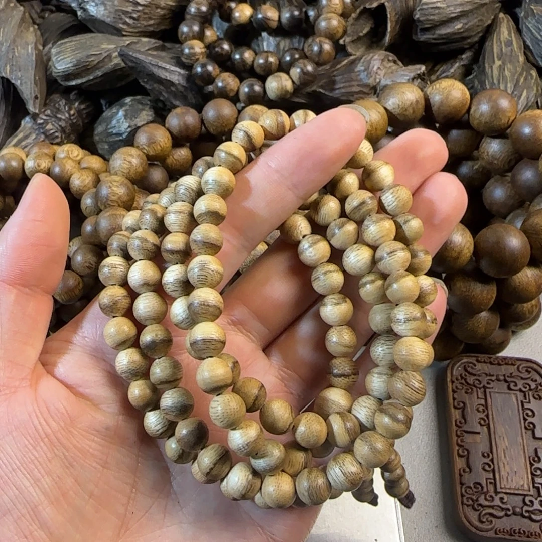 沉香沉香碎屑达拉干0.8尺寸