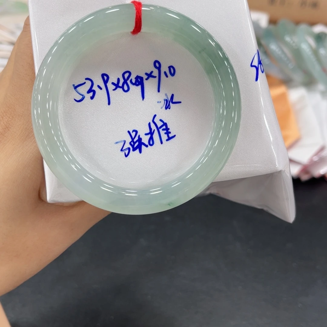 未镶嵌手镯翡翠翡翠
