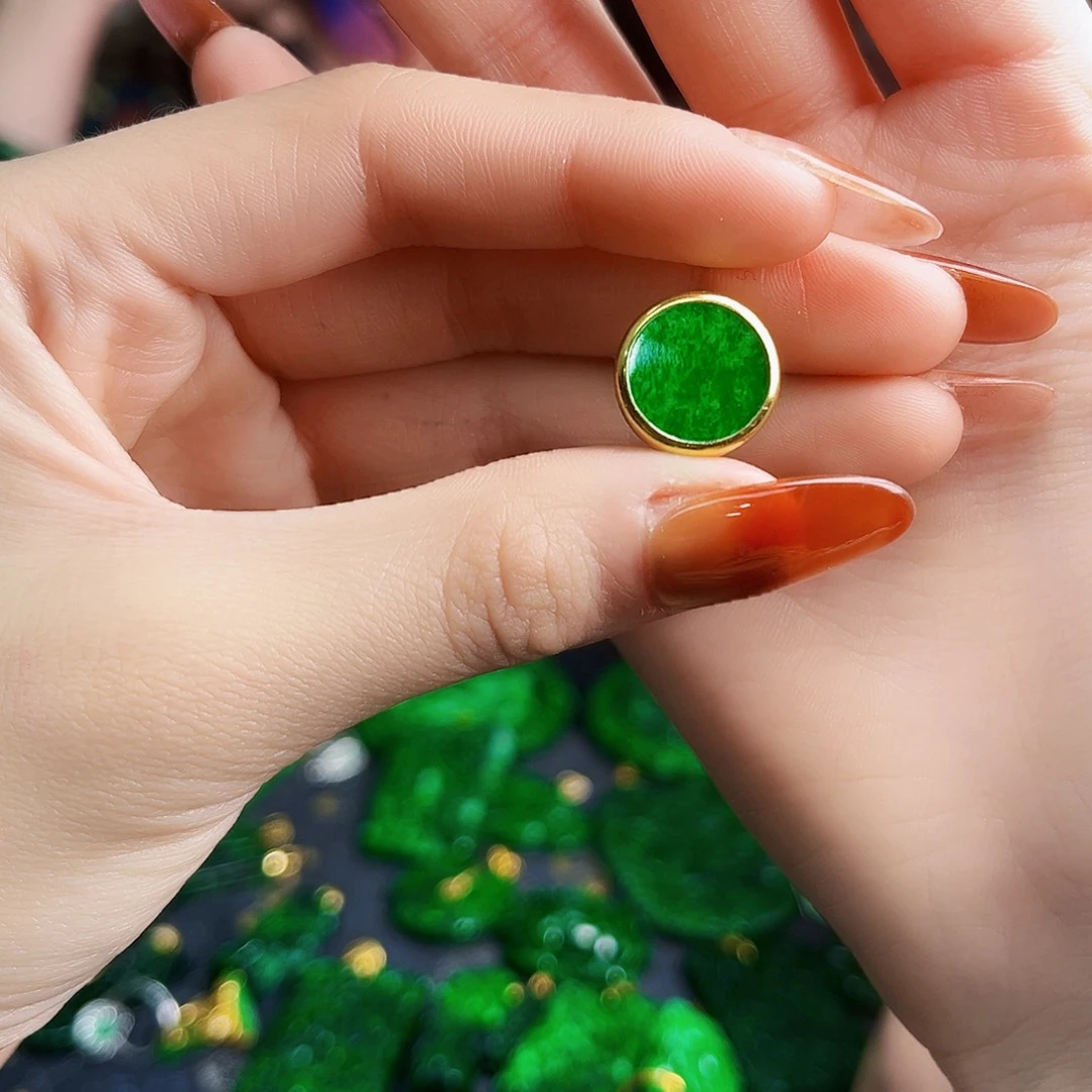 颈饰银S925镶嵌翡翠多样性