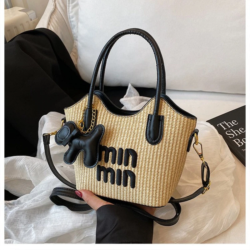 20252025复古腋下包包女式新款潮时尚编织水桶包百搭大容量单肩托