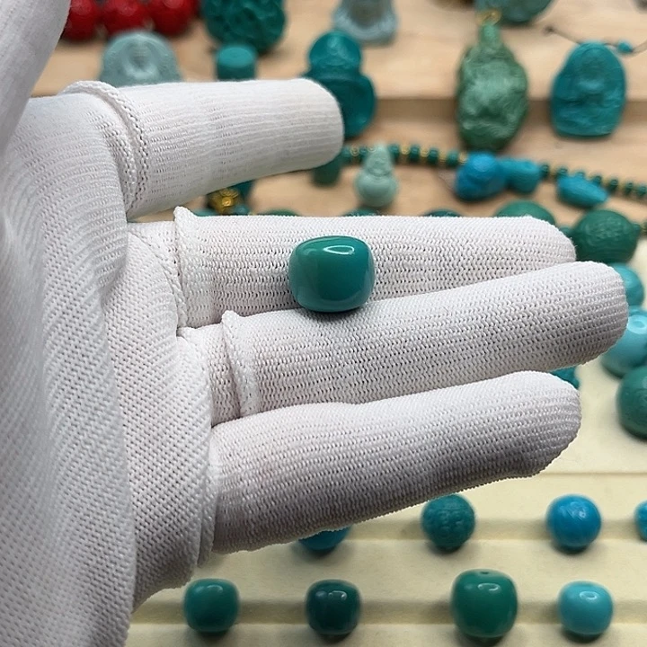 绿松石绿松石未镶嵌