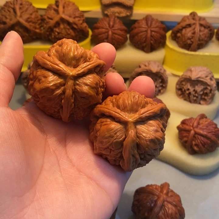 卡***K文玩核桃吊坠uuuuujjj