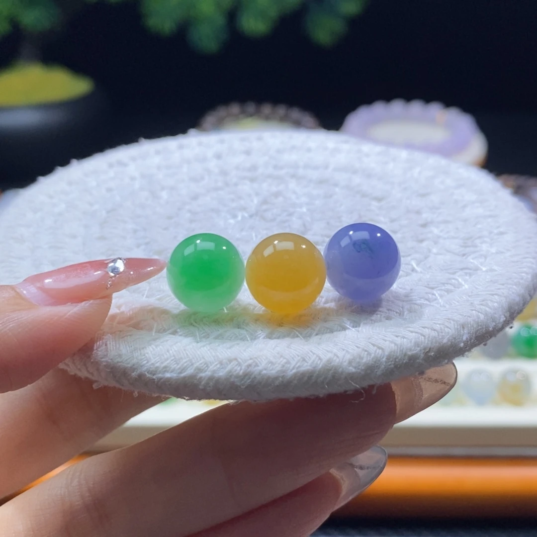 翡翠未镶嵌颈饰翡翠浓三彩圆珠12+mm