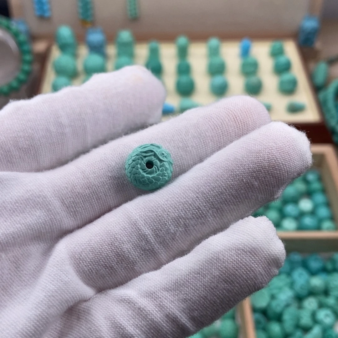 湖北精品雕刻龙扣12mm
