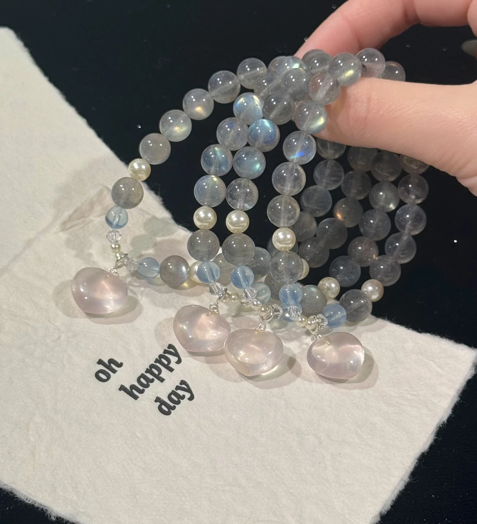 F77《爱恋晴空》灰月光粉水爱心手串