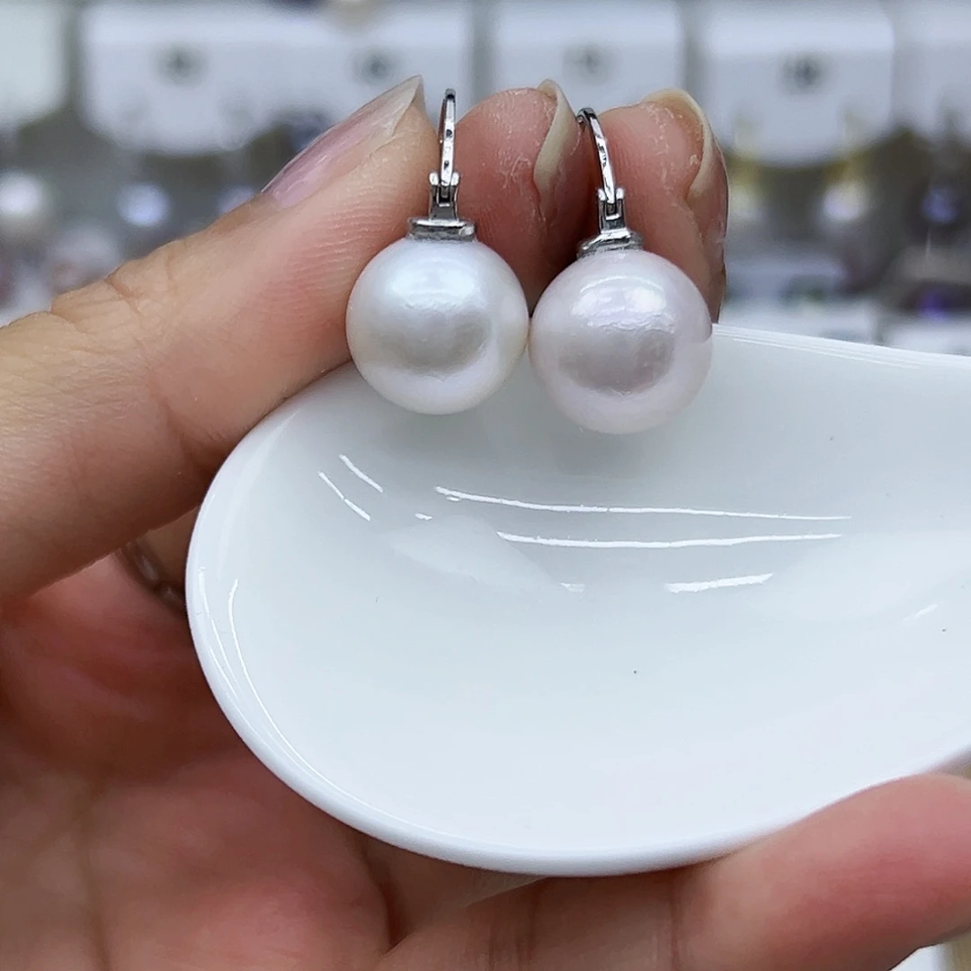 未镶嵌耳饰淡水珍珠