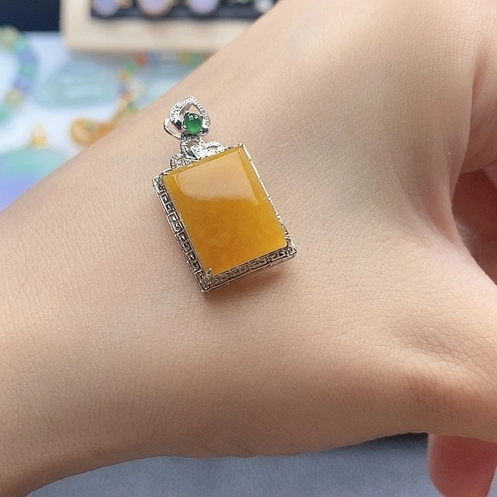 吊坠(不含链)未镶嵌翡翠翡翠