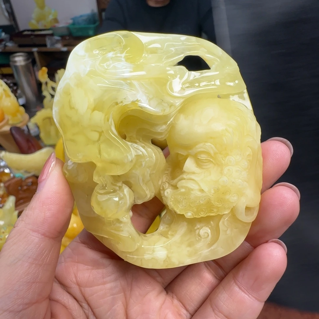 蜜蜡未镶嵌珠宝奇石