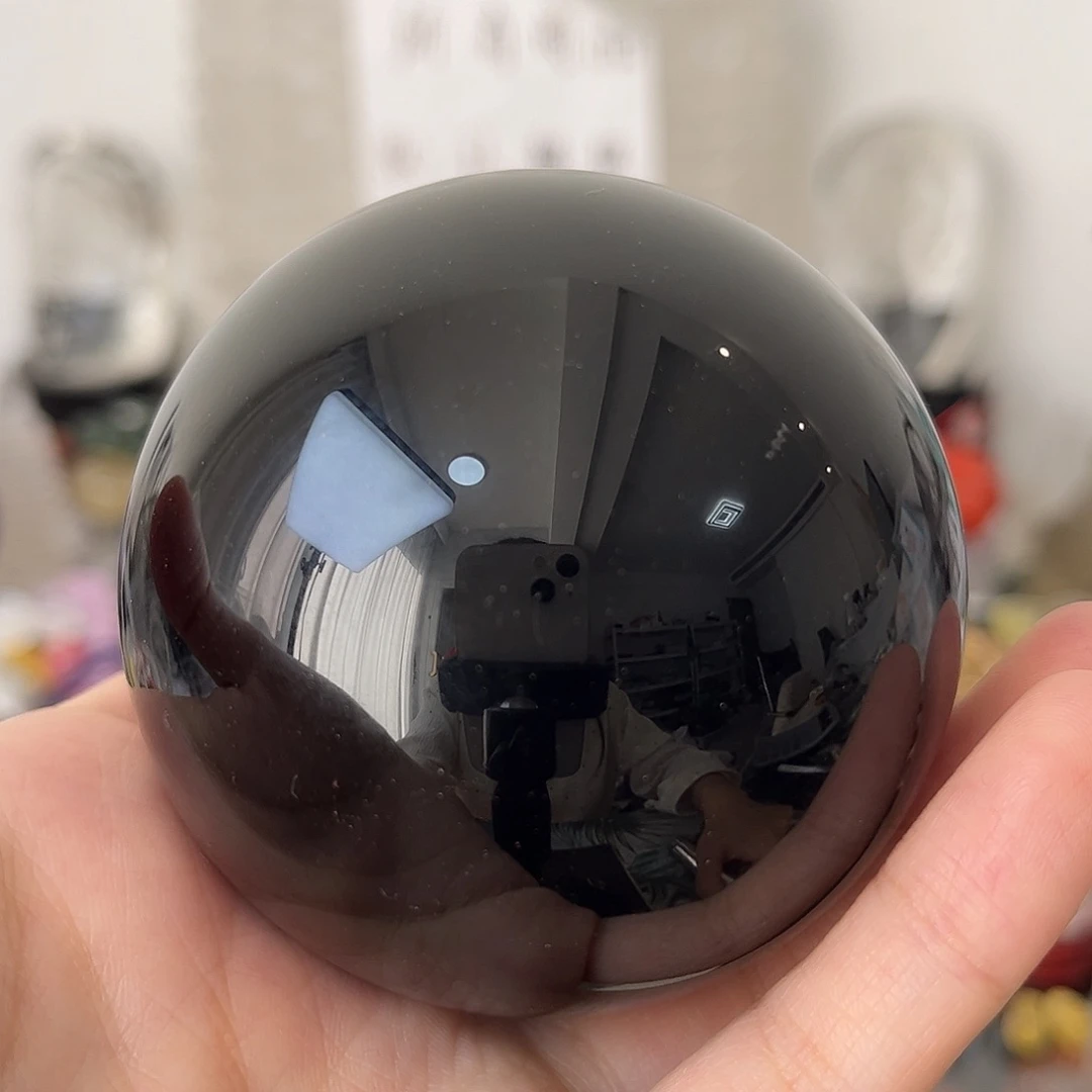 黑曜岩未镶嵌珠宝奇石矿坑