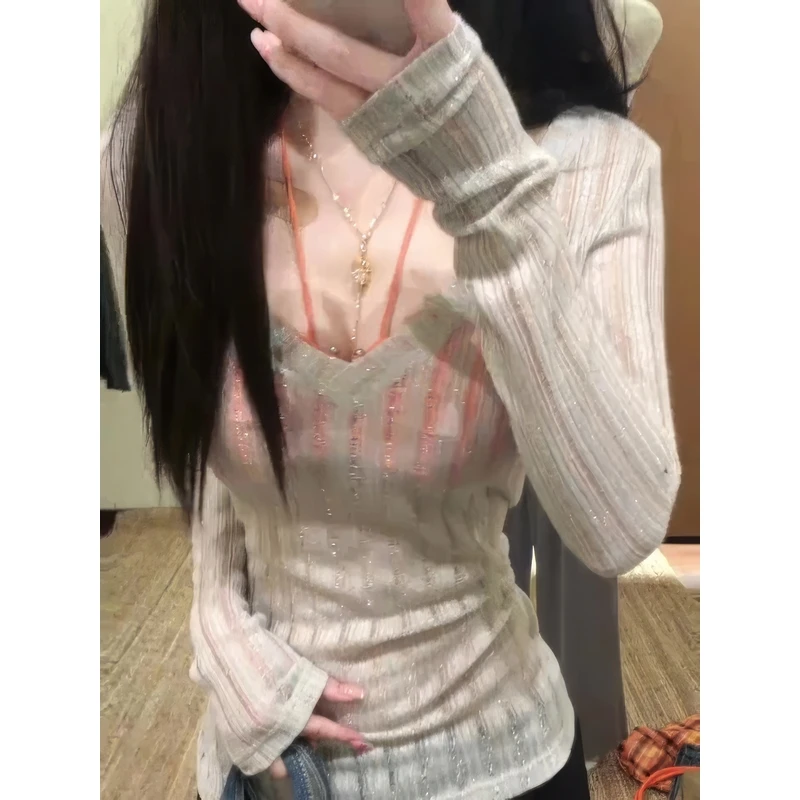 白色V领细闪镂空针织打底衫女2025春季新款设计感纯欲风坑条上衣