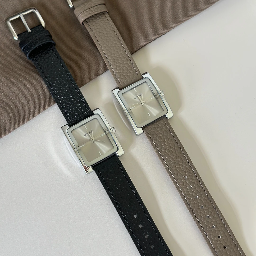 高级银灰大表盘简约气质女表小众时尚轻奢方形手表女高级感腕表