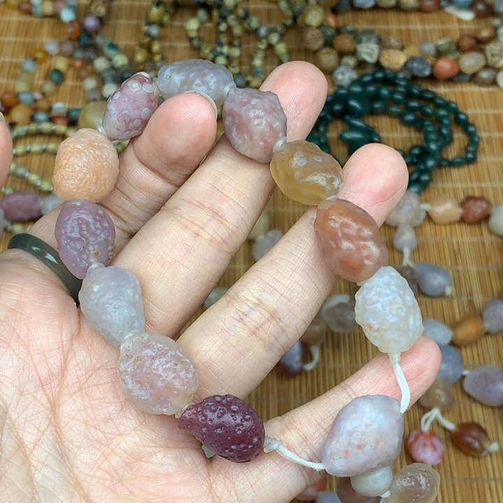 玛瑙/玉髓珠宝半成品未镶嵌王****?