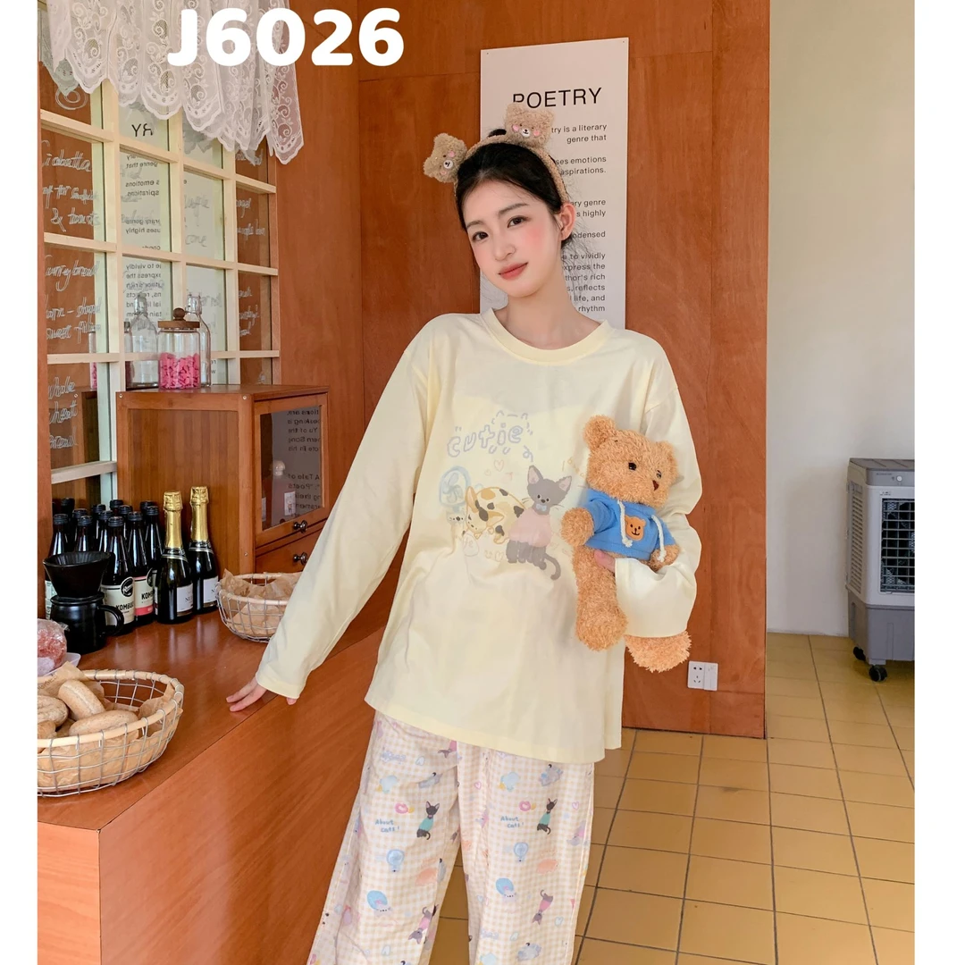 【美娜服饰】missjuju卡通圆领纯棉长袖套装宽松