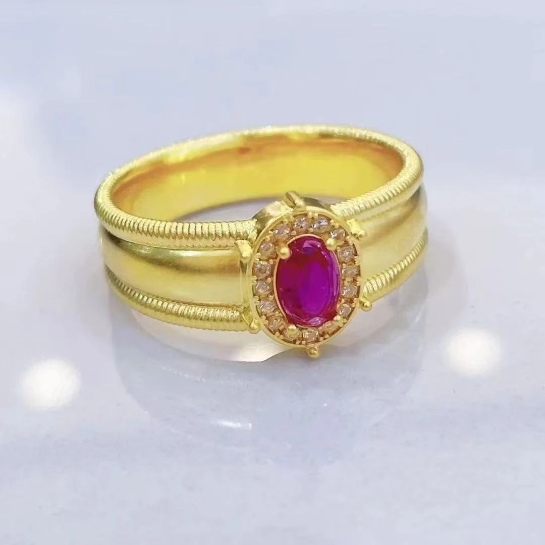 Z-8105   时尚宽版鸽子蛋戒指  + 专柜礼盒