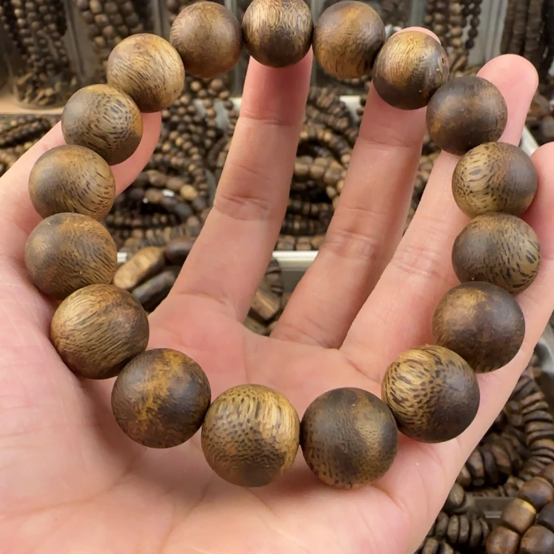 手串沉香用****5奇楠手串13.5克卡1.3